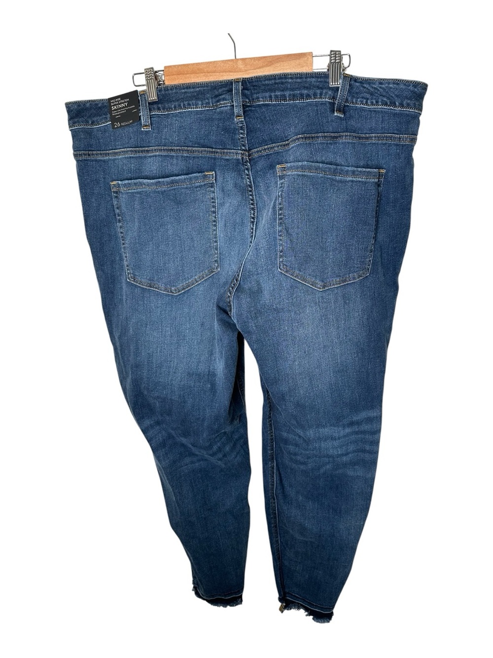 Lane Bryant Mid Rise Super Stretch Skinny Jeans Size 26 Floral Embroidery New - Picture 4 of 11